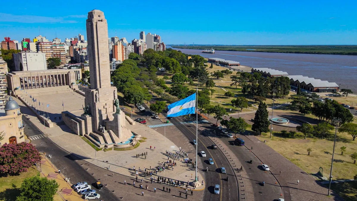 Ciudad de Rosario, plaza para publicidad en vía pública de NVOOH